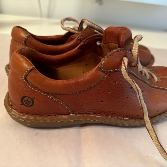 Brown leather lace ups - Picture 8 of 10